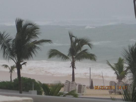 Tracking the Tempest: hurricane milton weather channel